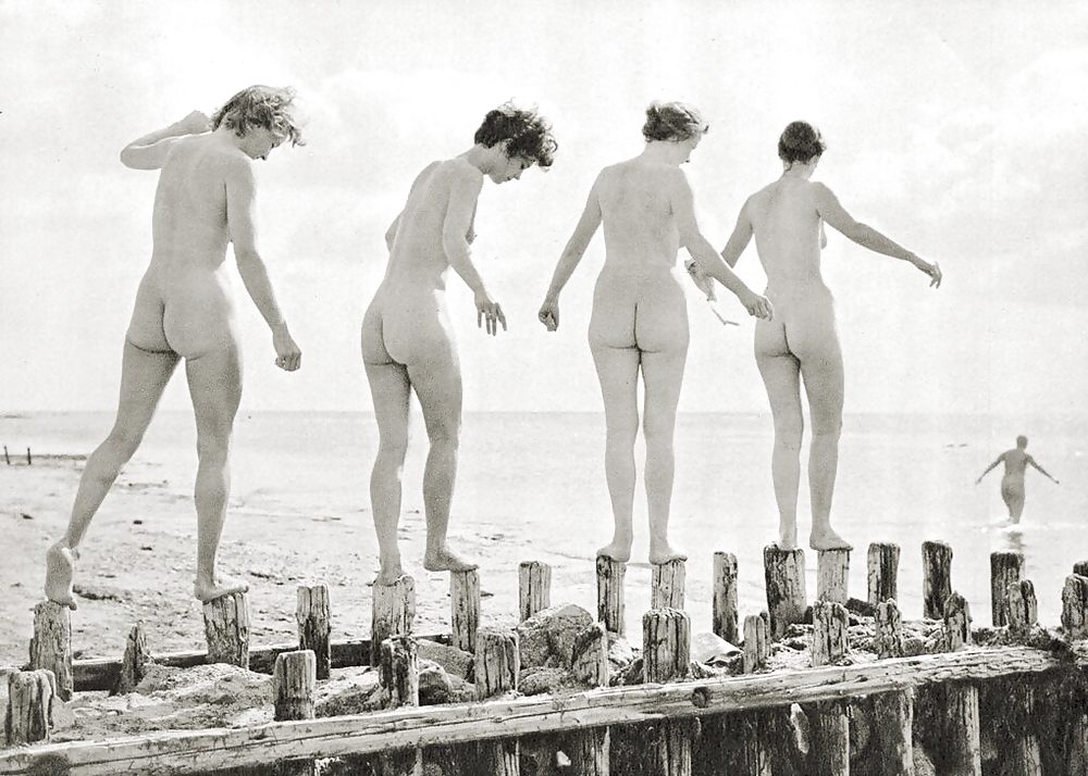 A Few Vintage Naturist Girls That Really Turn Me on (8) #22306044