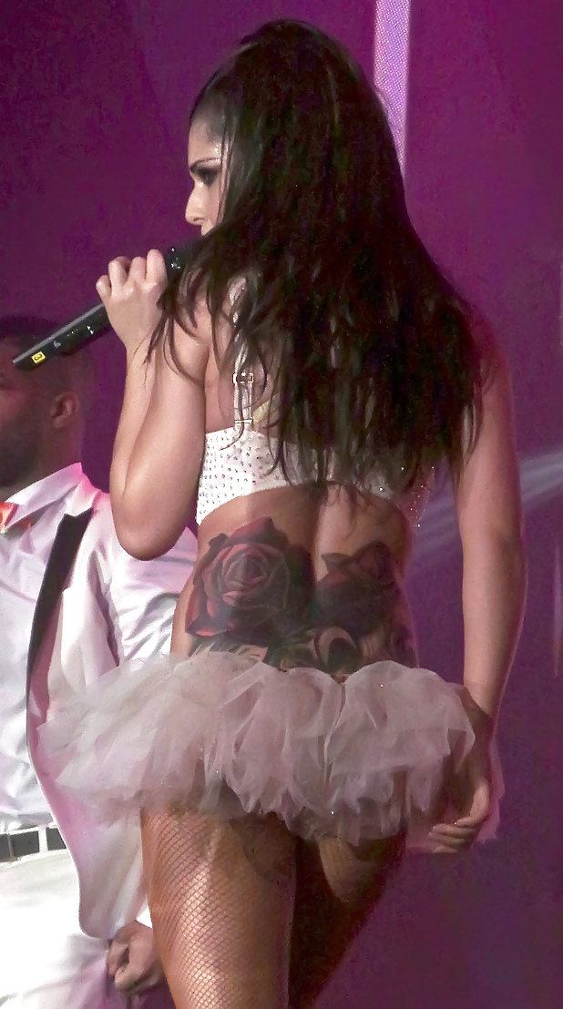 Cheryl Cole New 2013 Sexy leg and ass pics(girls aloud tour) #17341021