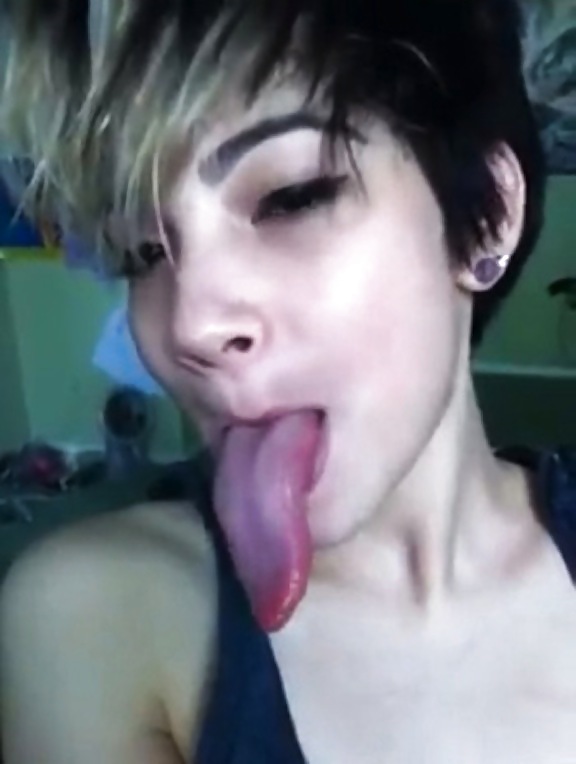 Chicks With Freakishly Long Tongues 5 #12409463