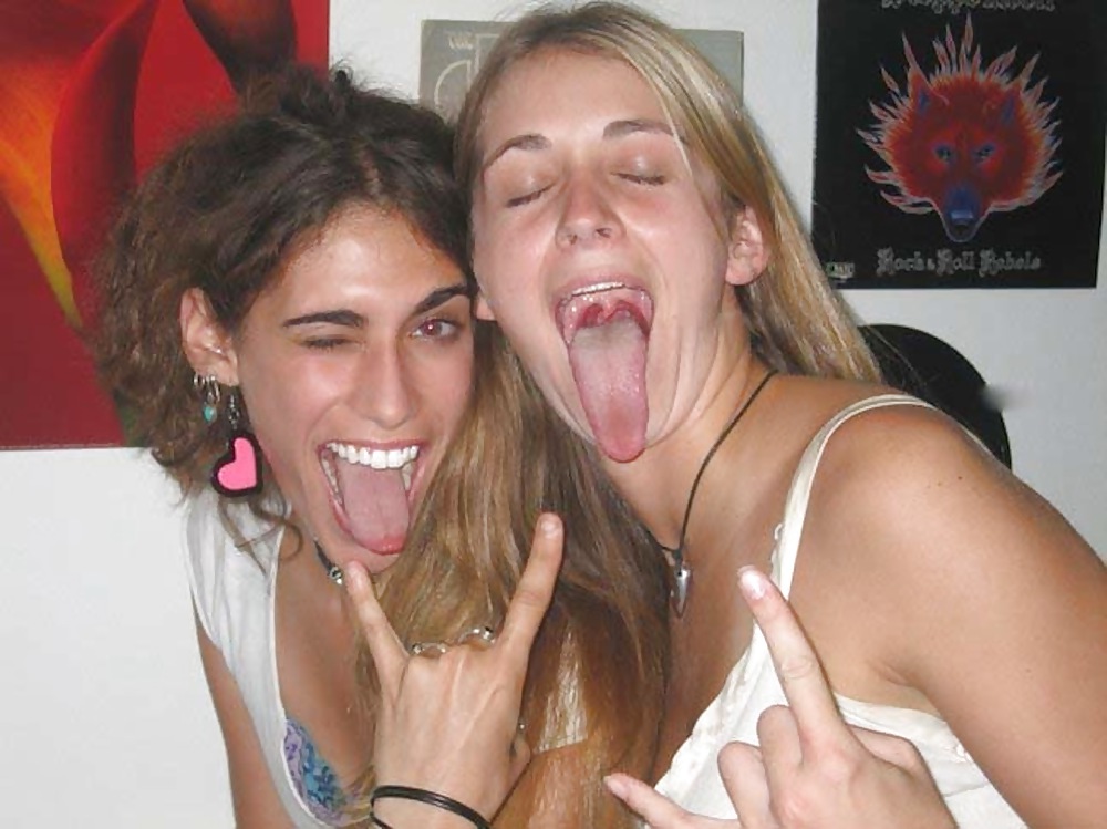 Chicks With Freakishly Long Tongues 5 #12409498