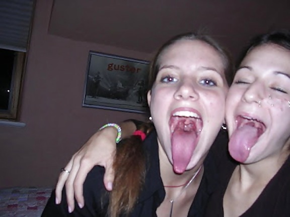 Chicks With Freakishly Long Tongues 5 #12409521