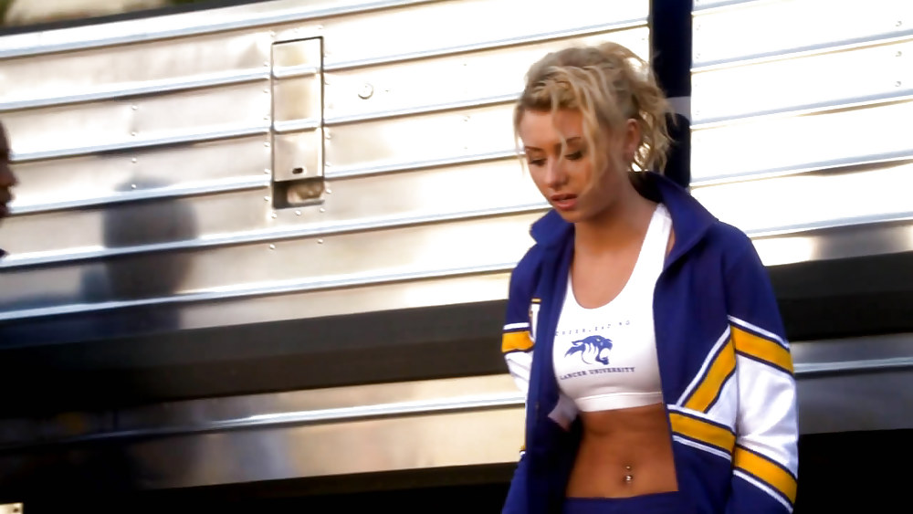 Alyson michalka
 #18704253