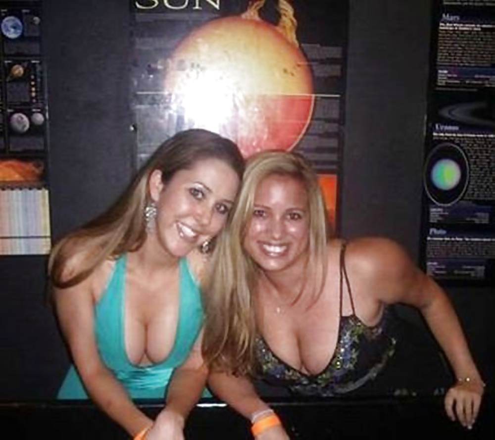 Cleavage and Big Boobs 1 #6479927