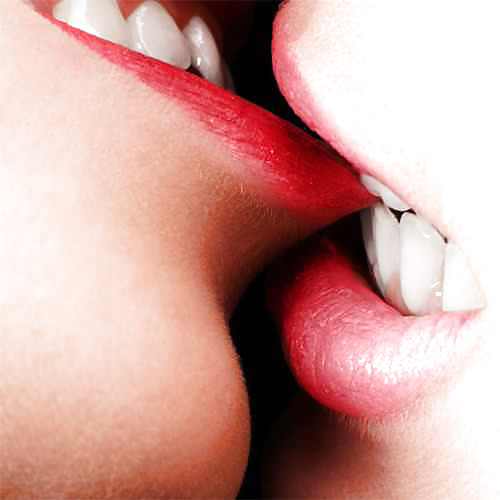 Lesbian kiss from tata tota lesbian blog #16127127