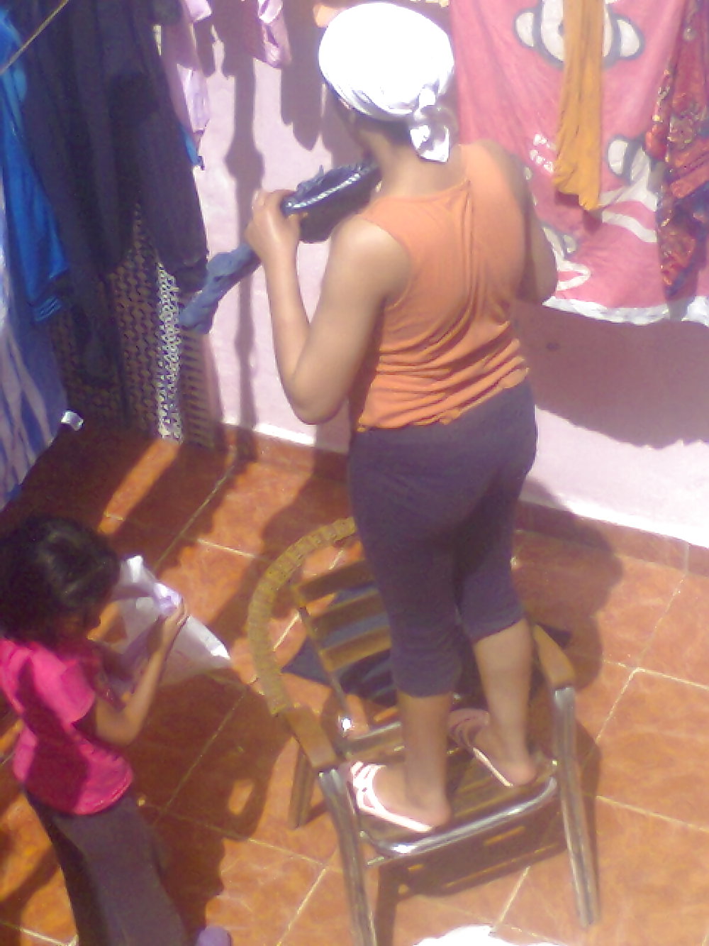 Fouzia #8673890