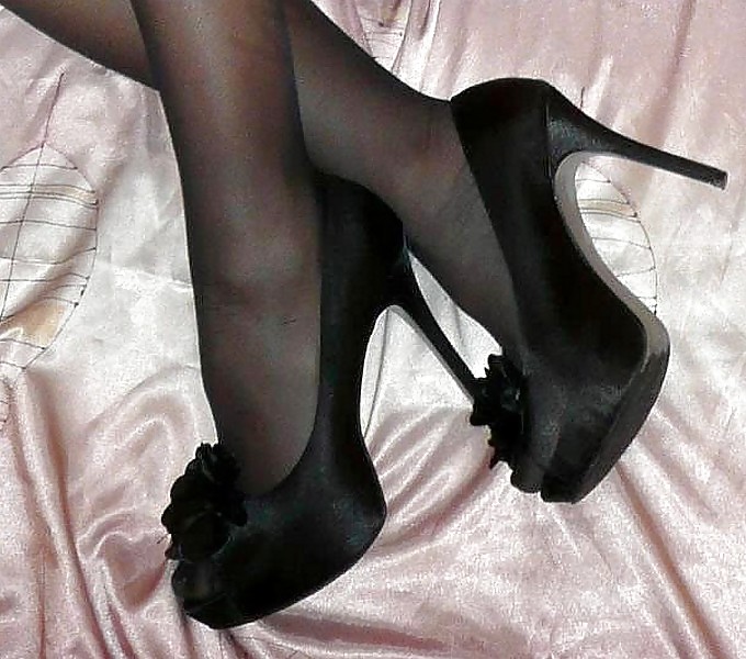 Heels and legs #9537092