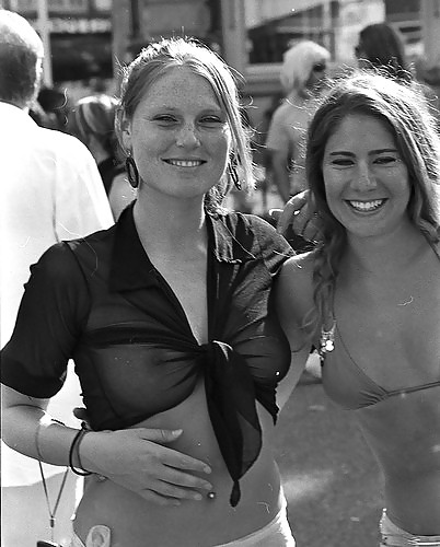 Braless 21. #3684066