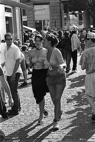 Braless 21. #3684107