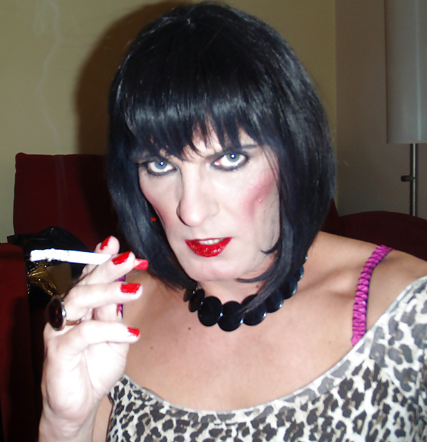 Smoking sissy slut Donna Dee #4946929