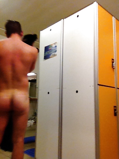 LOCKER ROOM2 #7120477