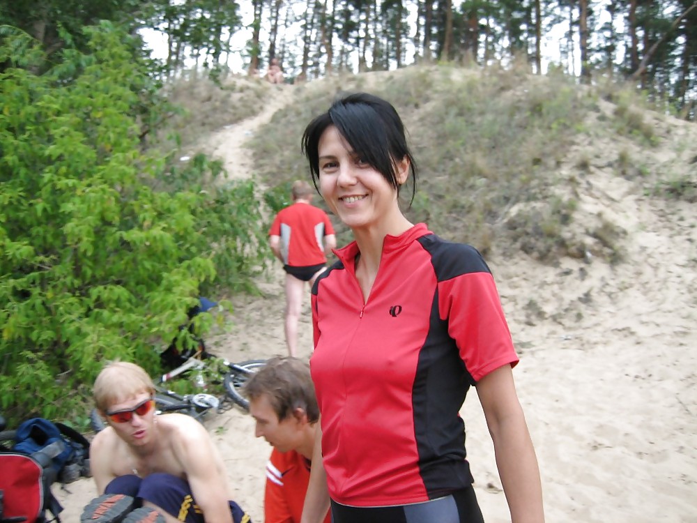 Braless 76.
 #4896564