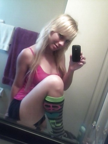 JAMIE - MY PINK TOP WITH SKULL and CROSSBONES #13889666