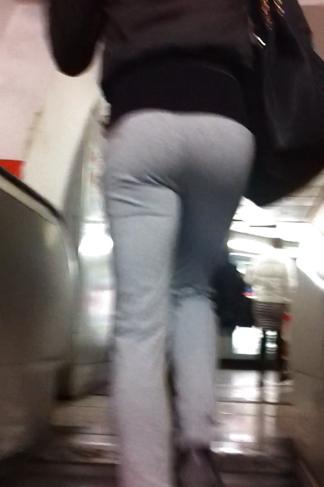 BEST ASSES IN SUBWAY 3 (comment please) #16915831
