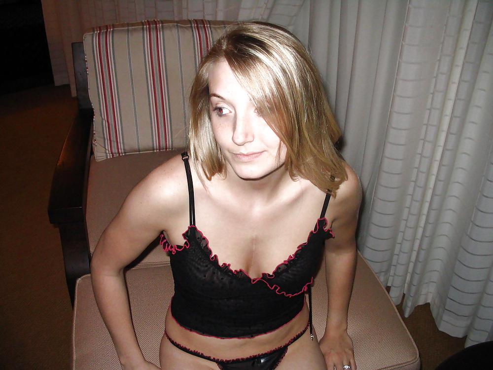 German Fille Nadine Mignonne Et Sexy #15496063