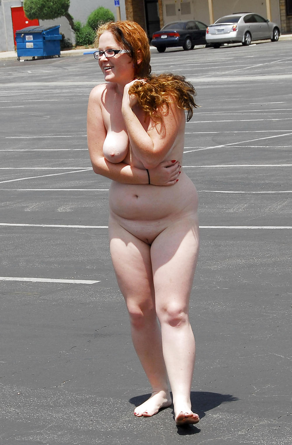 Desnudo en público - millie allen lavaughn
 #4737846