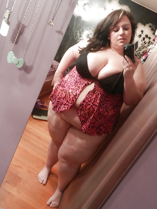 BBW Self Portraits #10331032