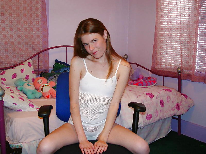 Slim pornstar Melissa undressing in her bedroom #16212147