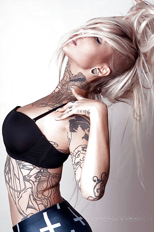 Sexy Tattooed Young Girls #18174726