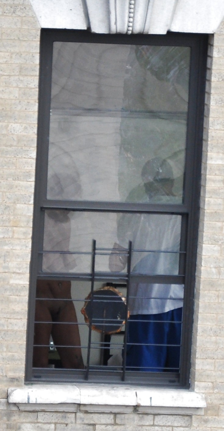 Harlem nuda ragazza vicina nuda nella finestra - new york
 #5378667