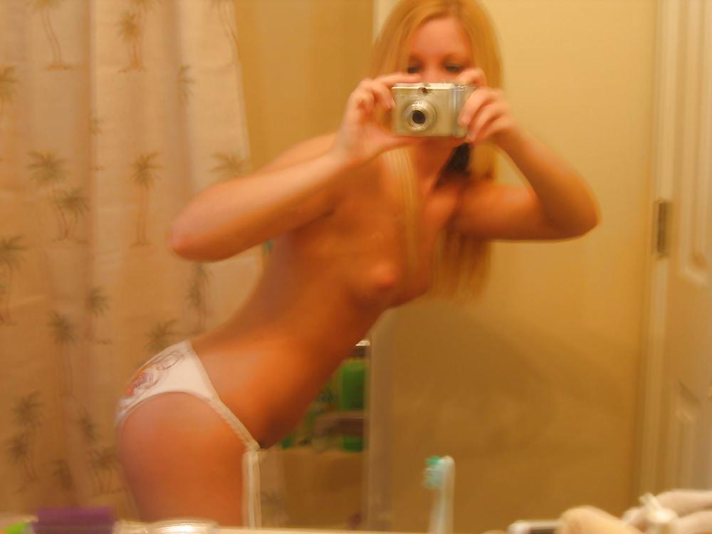 Teens with her cam 2 #3204085