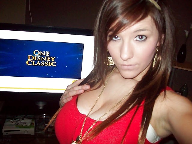 おっぱい
 #18258472