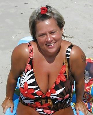 Swimsuit bikini bra bbw mature dressed teen big tits - 72 #13182995