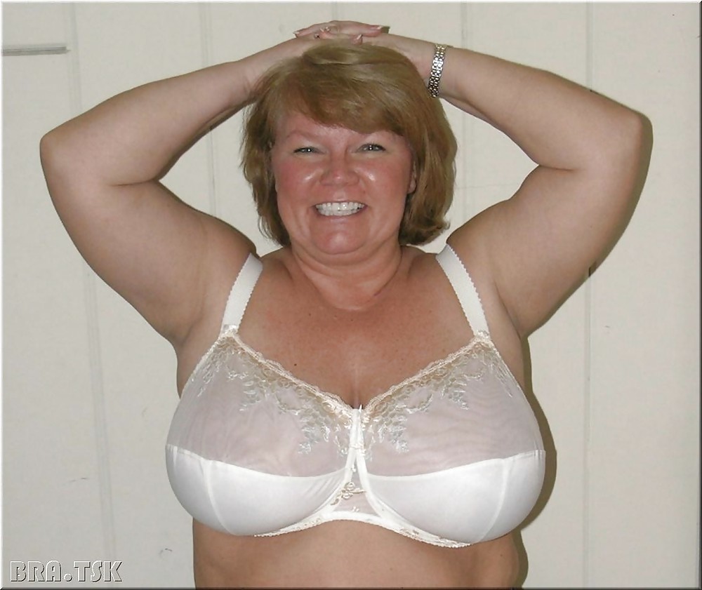 Swimsuit bikini bra bbw mature dressed teen big tits - 72 #13183058
