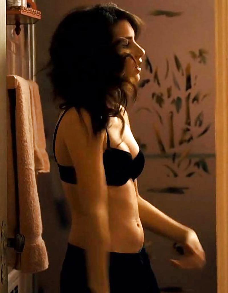 Celeb Cum Ziele: Emma Roberts #15226496