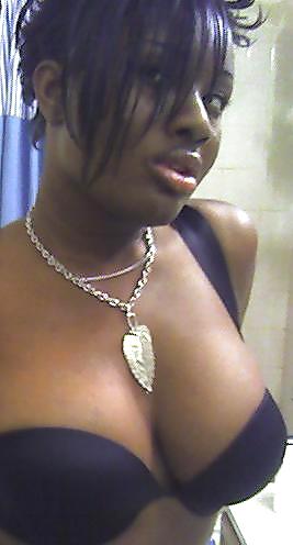 Chica nigeriana caliente
 #10345425