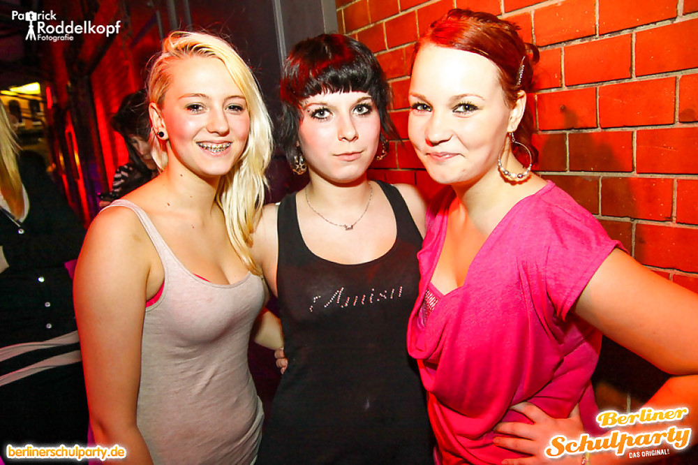 Wichsvorlagen - abrotzen iii
 #19549254