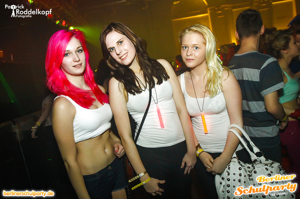 Wichsvorlagen - abrotzen iii
 #19549330