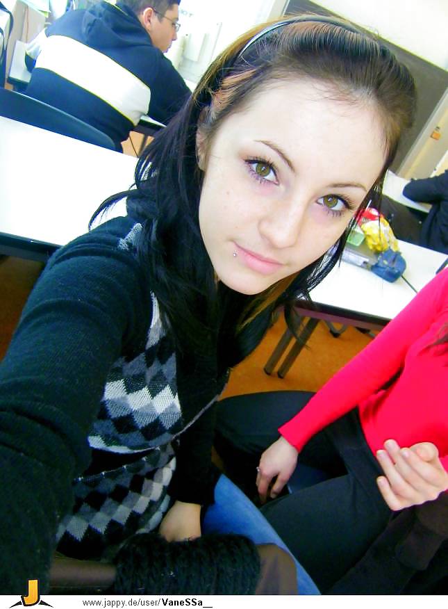 Wichsvorlagen - abrotzen iii
 #19549412