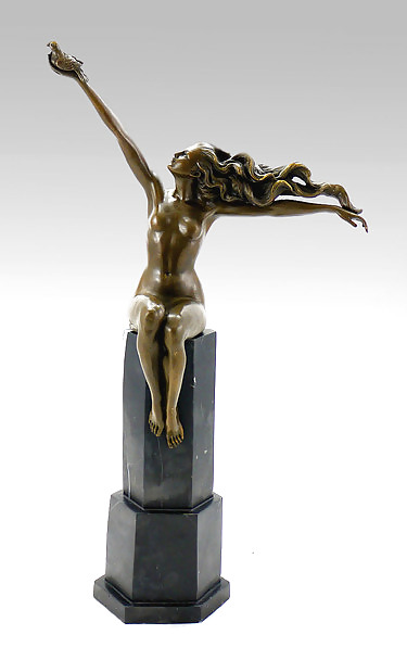 アール・デコの彫像2 - 女性のブロンズ像
 #16361592