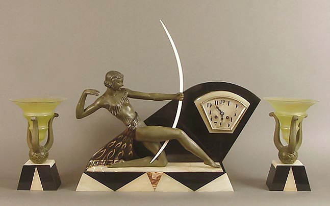 Art-Deco-Statuetten 2 - Weiblich Bronzen #16361678