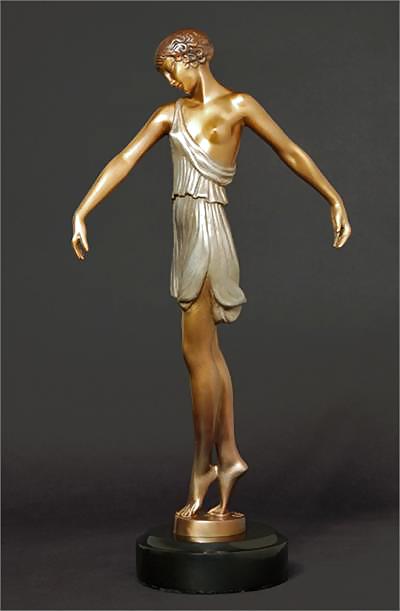 Art Deco Statuettes 2 - Female Bronzes #16361704