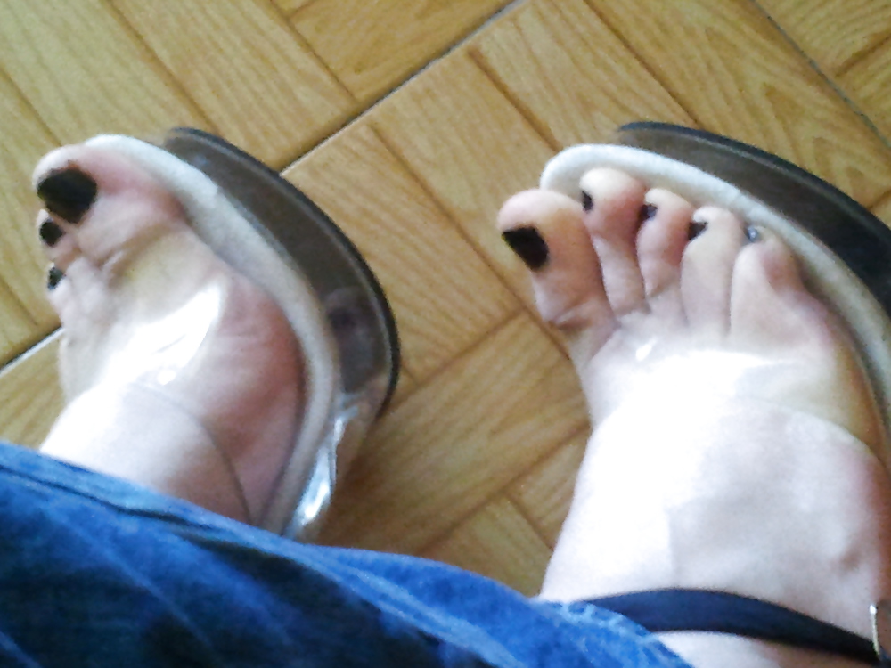 Mis pies #9549590