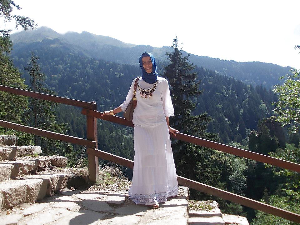 Türkisches Arabisches Hijab, Turban Tragenden Asiatisch Aus #18185599
