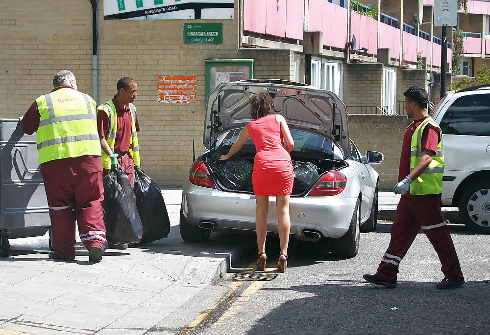 Imogen Thomas downblouse dropping clothes off for the needy #4036872