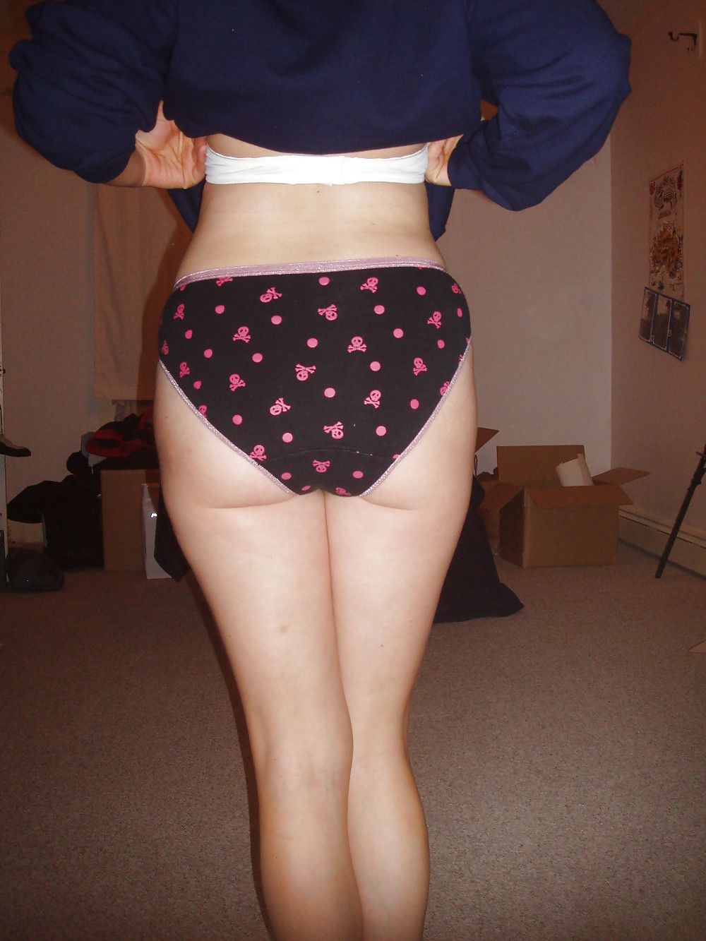 HOT GIRLFRIEND - MIREILLE #10002050