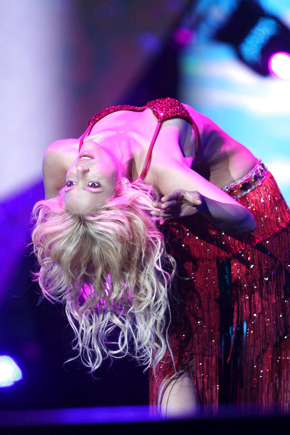 Shakira Jiangsu TV New Year Concert in Nanjing #2311908