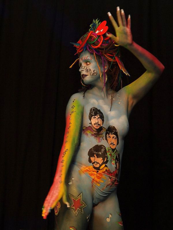 Amazing Sexy Body Art and Body Painting #5466923
