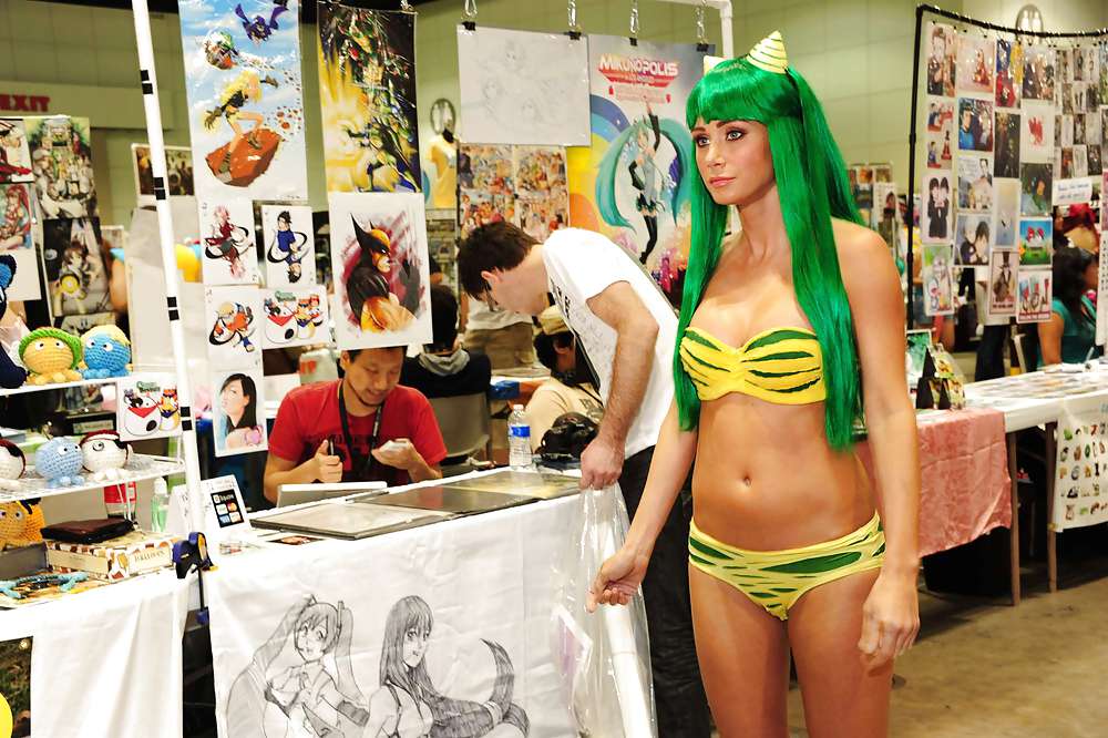 Sara jean underwood sexy anime expo
 #5300613