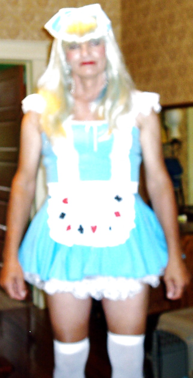 Alice in wonderland #20745502