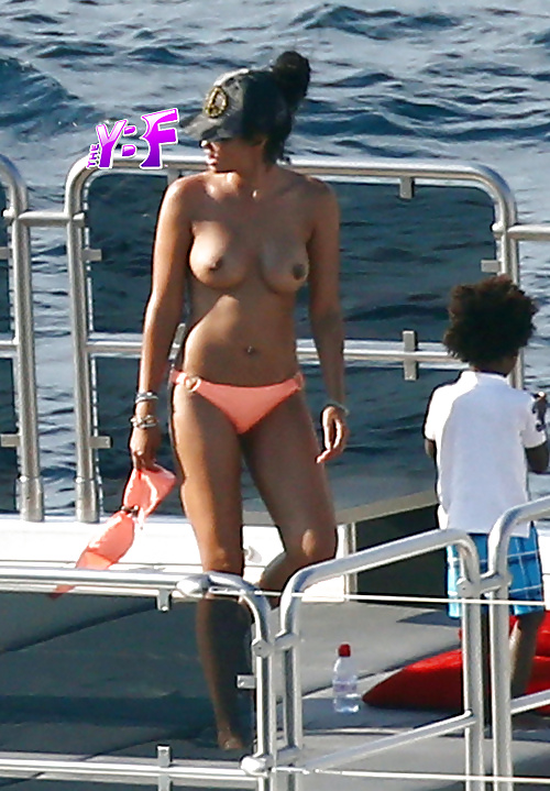Kimora Lee Simmons Topless on a Yacht  #19897435
