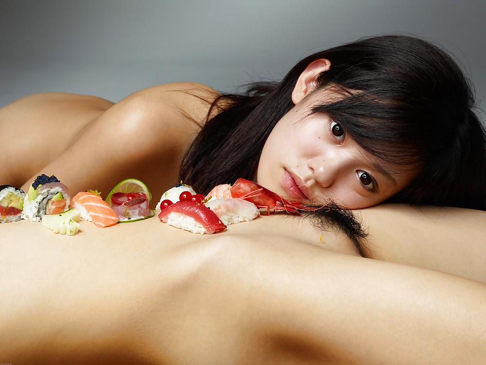 Sushi sensuale
 #8613975
