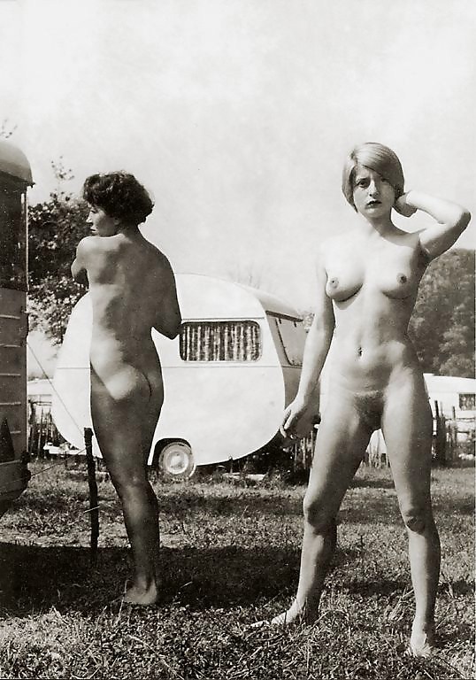 Nudisti naturisti pubblico all'aperto flash - saffico intenzioni?
 #6661691