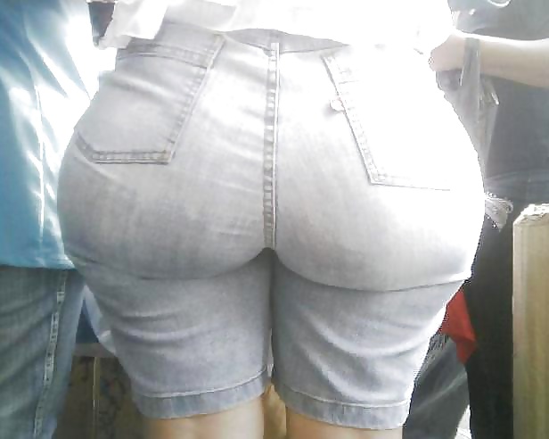 Galería de culos cándidos
 #21196344