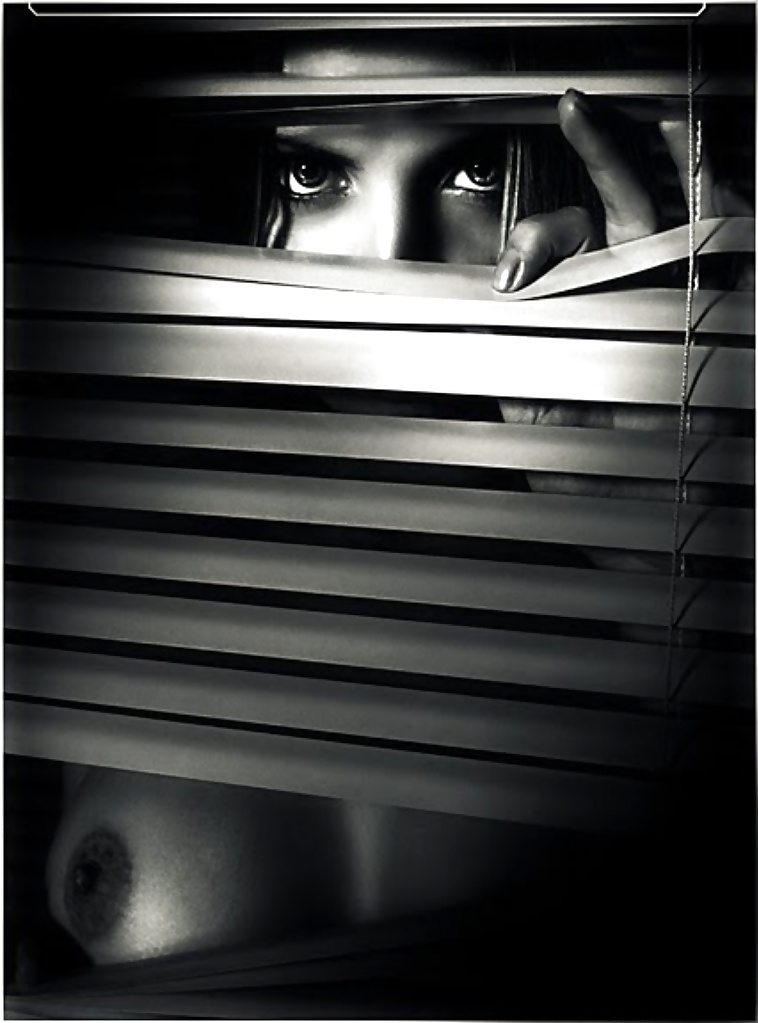 Pour elle 32 #8470113