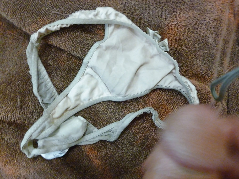 25 yo g string
 #9166478