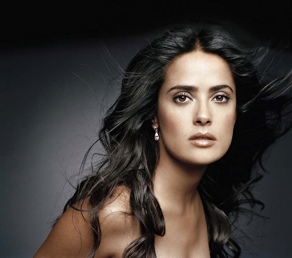 Salut Rez Salma Hayek Pour Vous Wankers à JIZZ Partout #17813089